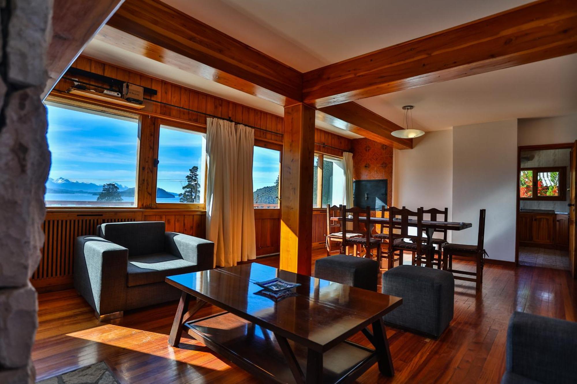 Bustillo 7500 Apartment